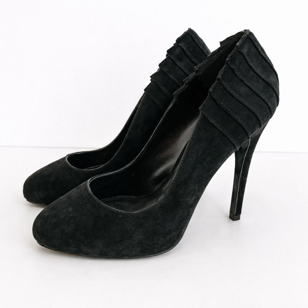 Aldo Black Suede Pumps Size 39 US 8.5 Pleated High Heel Shoes